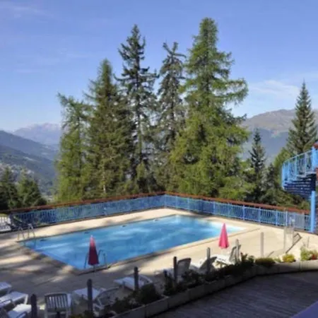 Joli Arc 1800, Piscine Apartment *